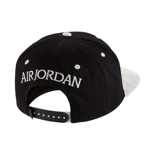 Jordan Καπέλο